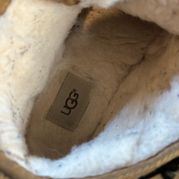 UGG Women's Neumel Chestnut Lace Up Boot - size 9 - Picture 8 of 10